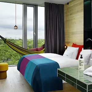 Hotel 25hours Bikini ****